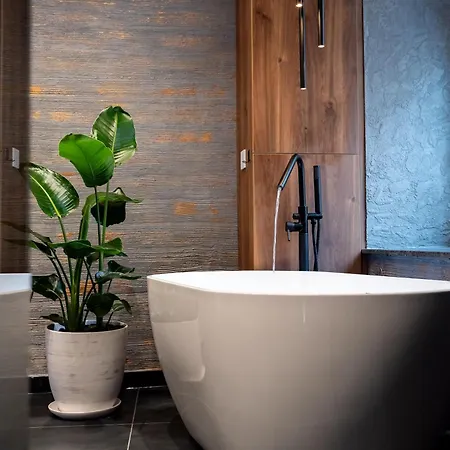 Thome Continental Apartment *